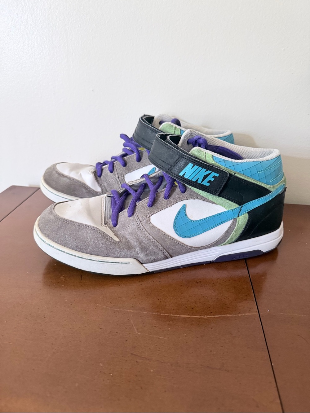 Nike 6.0 Air Twilight Mid Sneakers Strap Purple Blue Green Skateboarding Mens 12